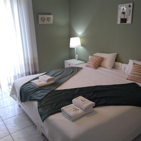 Dionisos Elia Aparthotel Paralia Dionysiou Buitenkant foto