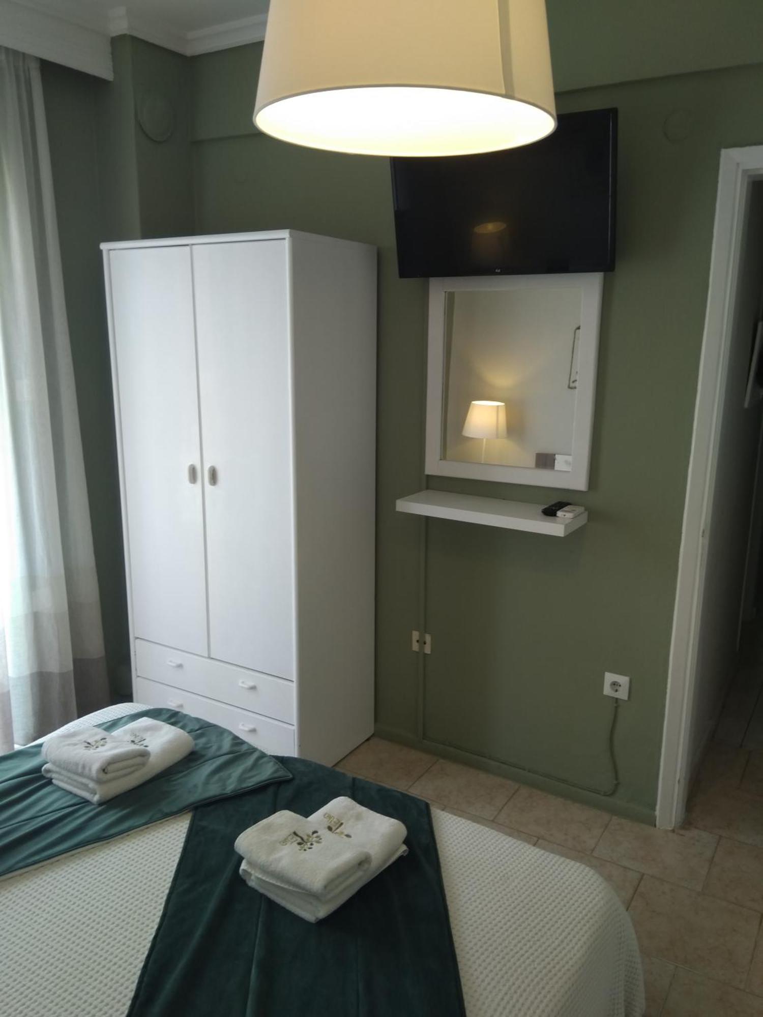 Dionisos Elia Aparthotel Paralia Dionysiou Buitenkant foto